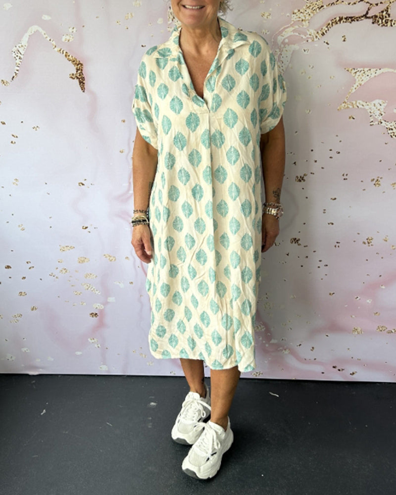 Liora | Robe ample avec col revers et manches courtes