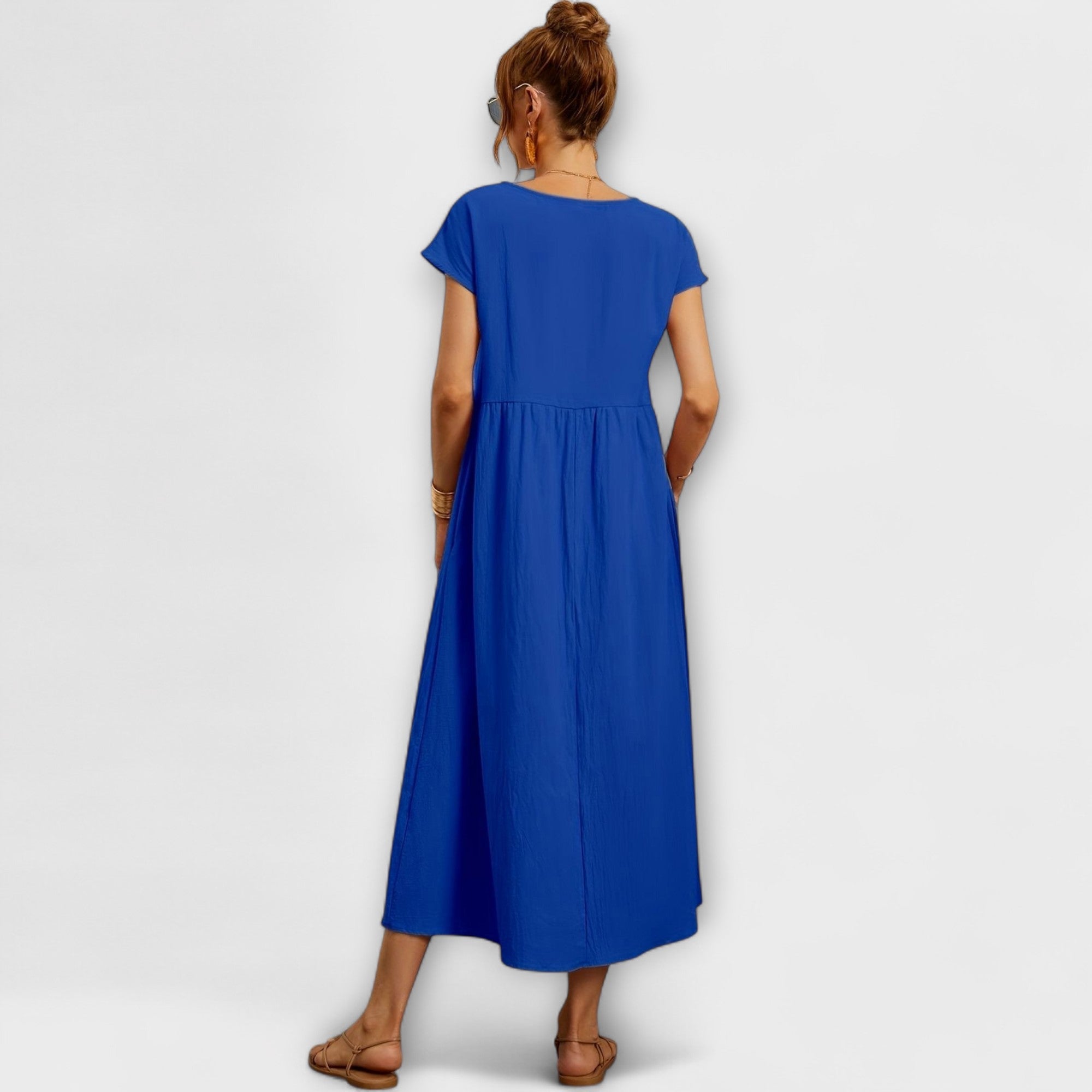 Magnolia | Robe midi avec poches et coupe décontractée
