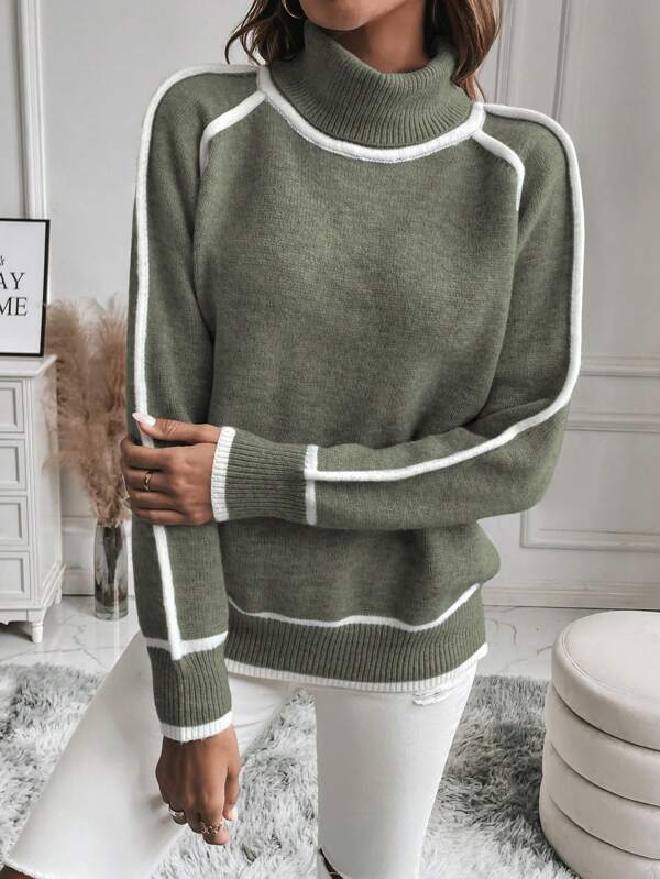 Mia | Pull à col roulé à rayures élégant