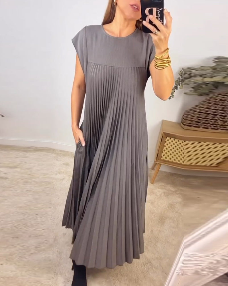 Amada | Robe sans manches plissée