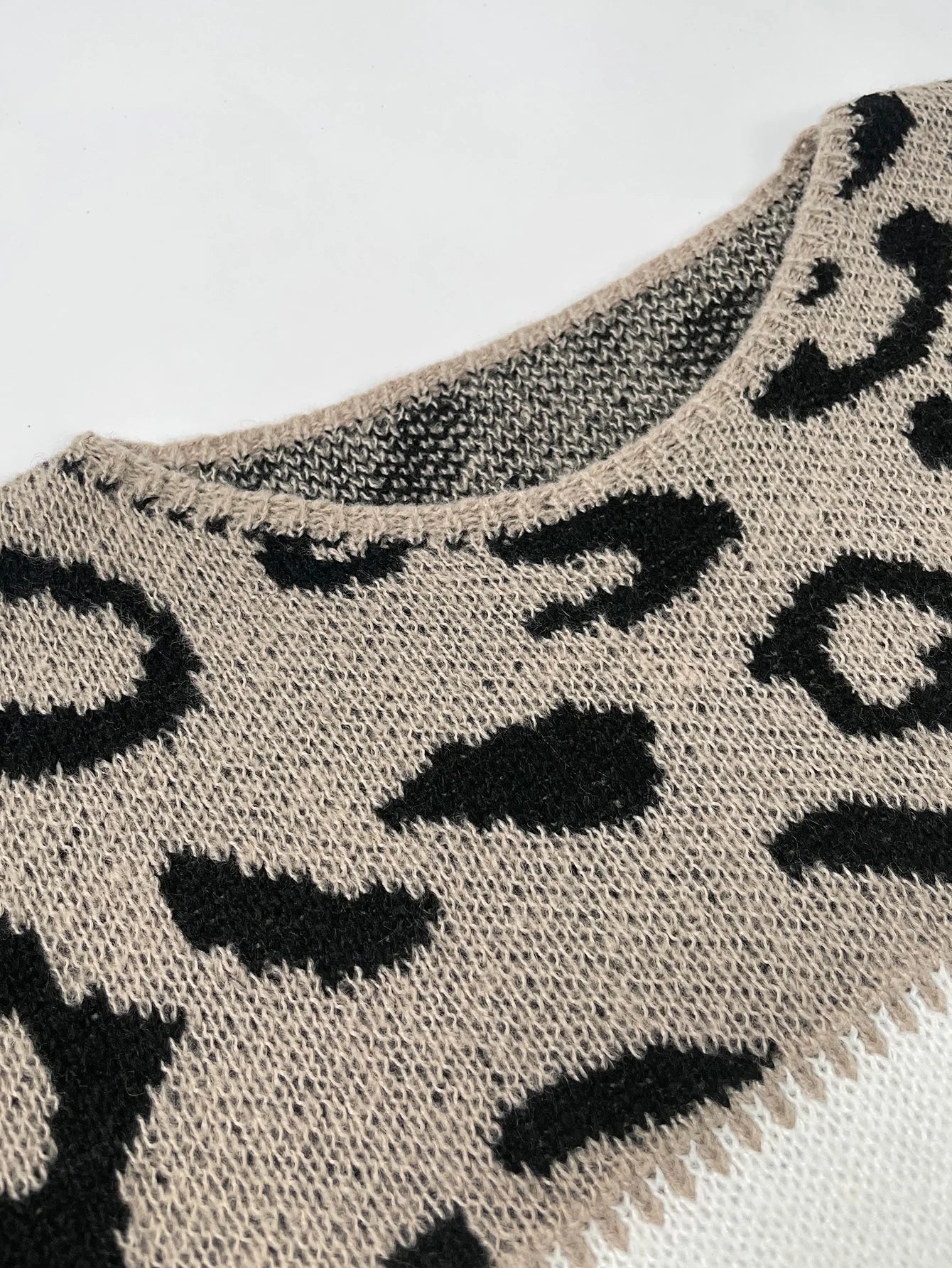 Edith | Pull à imprimé léopard