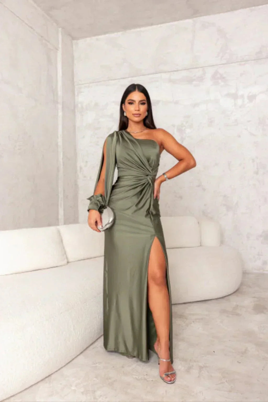 Araceli | Robe satinée à une manche