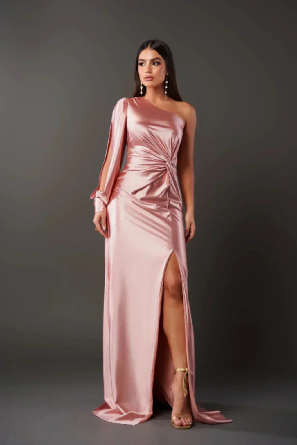 Araceli | Robe satinée à une manche